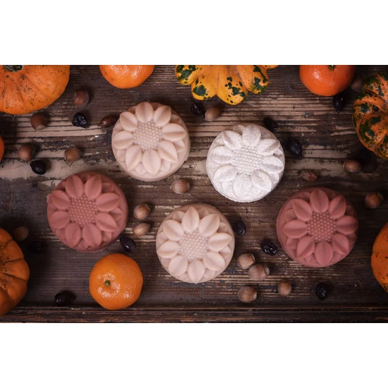 Virág formájú kecsketejes natúr szappan 