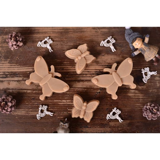 Kecsketejes natúr szappan pillangó, kisautó